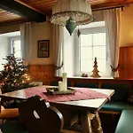 Romantische Ferienhuette Nationalpark Kalkalpen, Sonnig, 2 Schlafzimmer, Wlan