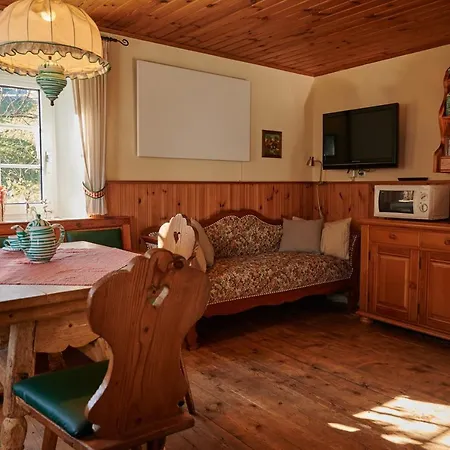 Semesterbostad Romantische Ferienhuette Nationalpark Kalkalpen, Sonnig, 2 Schlafzimmer, Wlan *