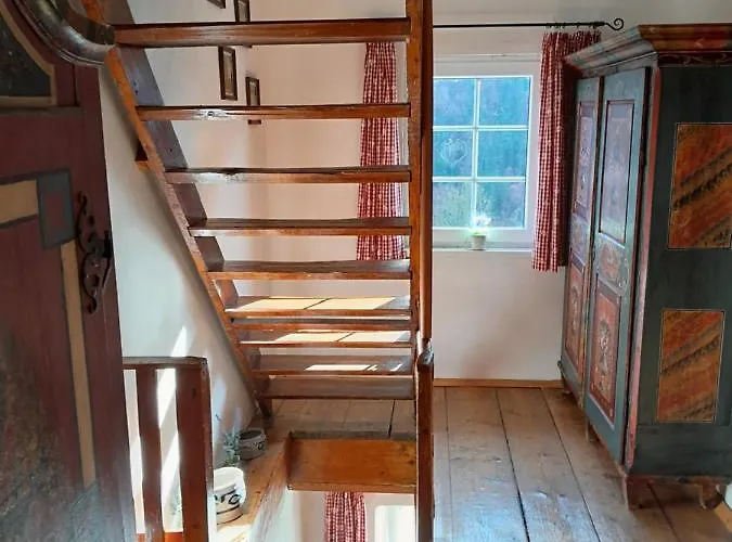 Romantische Ferienhuette Nationalpark Kalkalpen, Sonnig, 2 Schlafzimmer, Wlan Kleinreifling