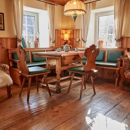 Feriehus Romantische Ferienhuette Nationalpark Kalkalpen, Sonnig, 2 Schlafzimmer, Wlan Kleinreifling